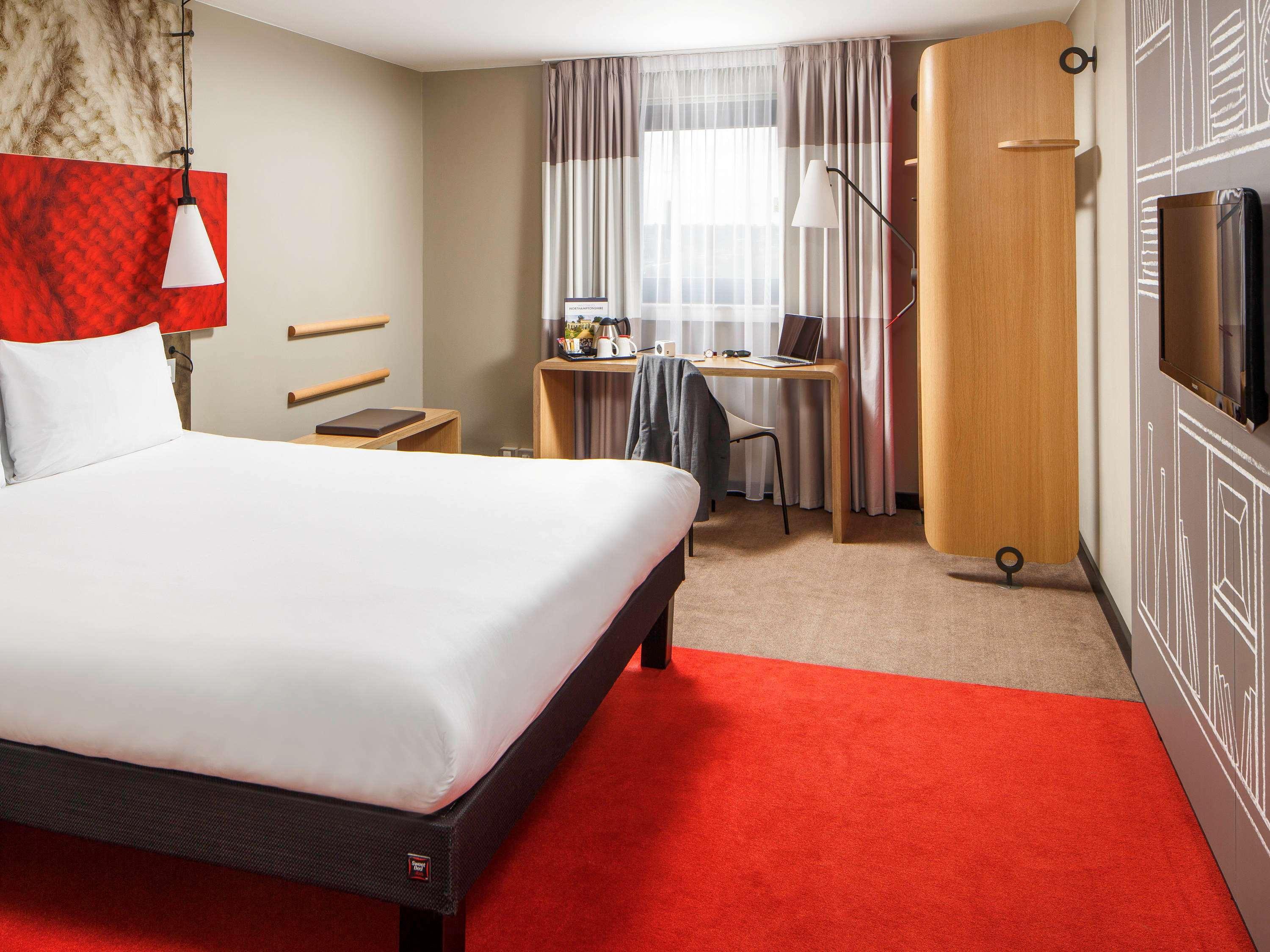 Ibis Hotel Northampton Centre Exterior photo