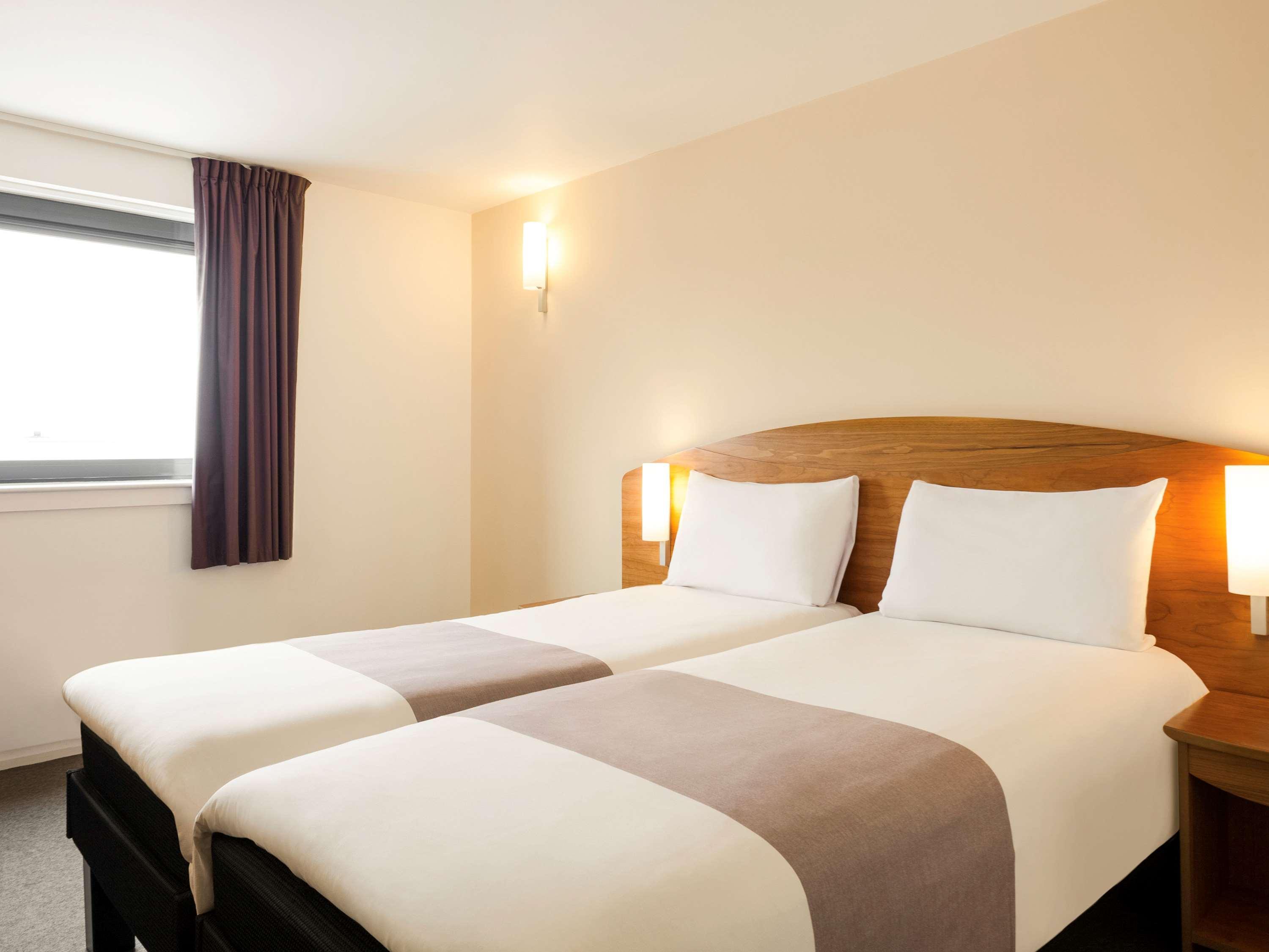 Ibis Hotel Northampton Centre Exterior photo