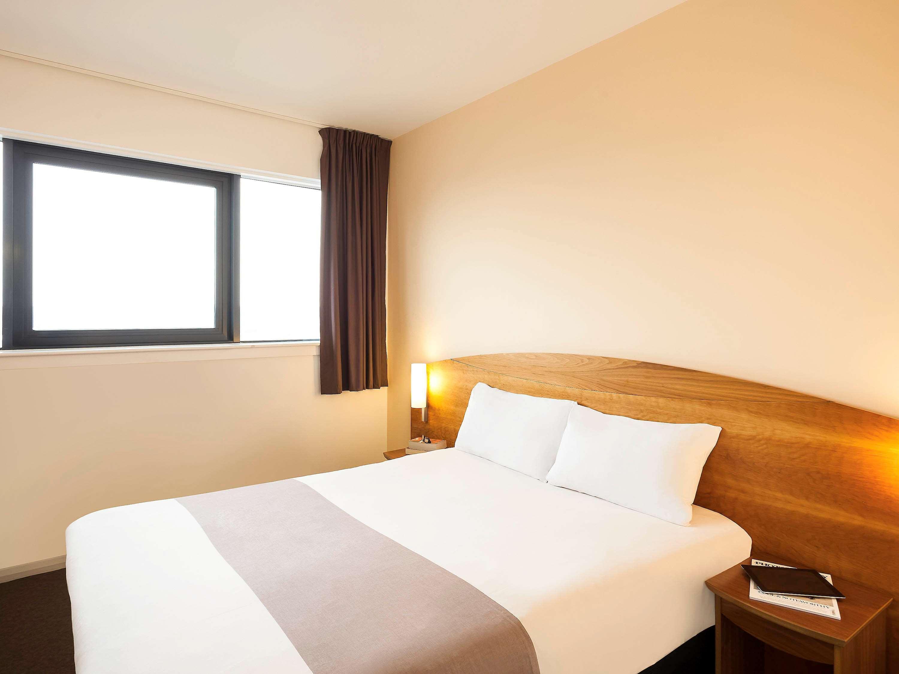 Ibis Hotel Northampton Centre Exterior photo