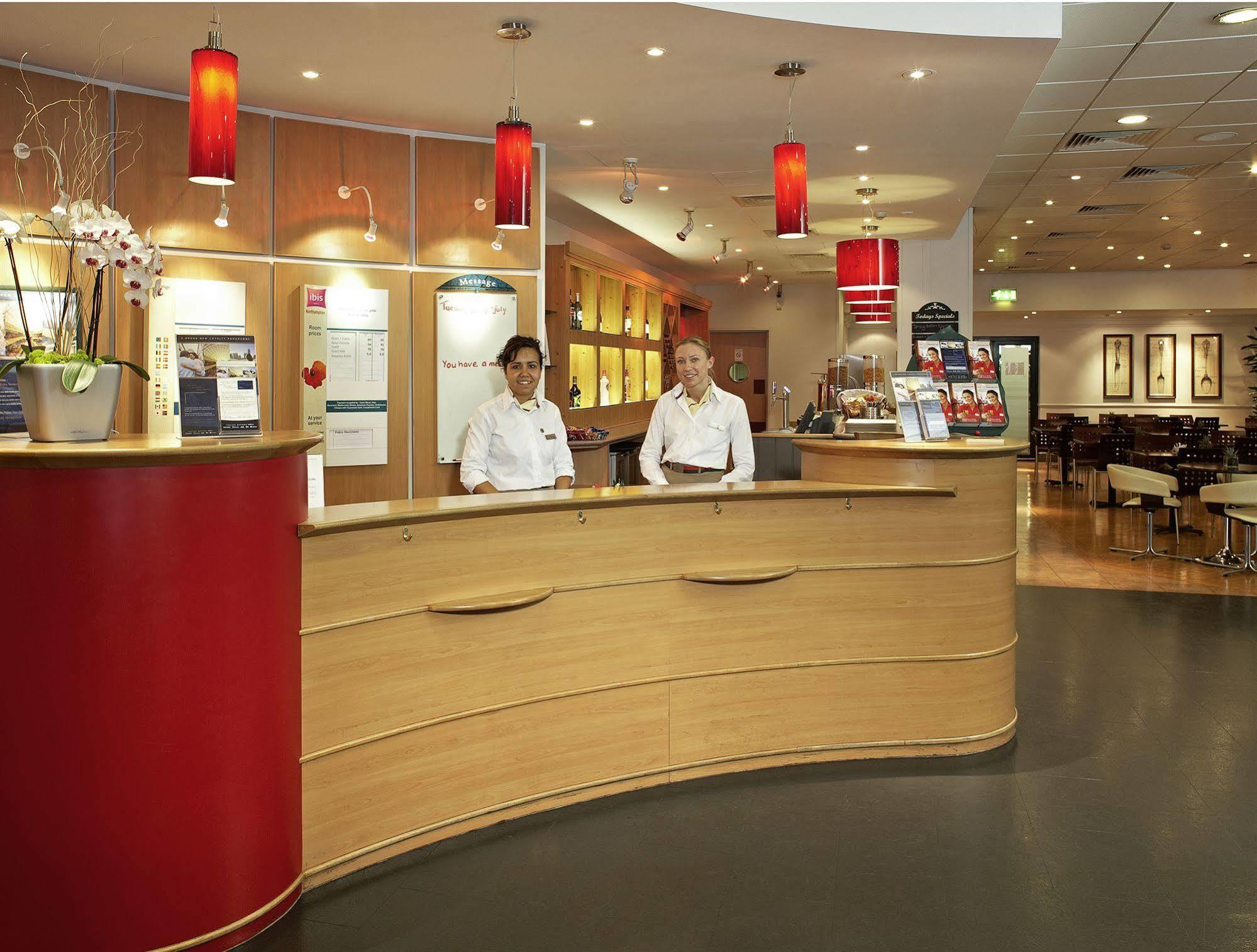 Ibis Hotel Northampton Centre Exterior photo