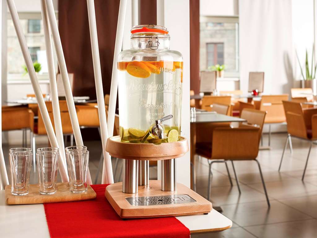 Ibis Hotel Northampton Centre Restaurant photo